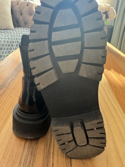 Боти Zara номер 36