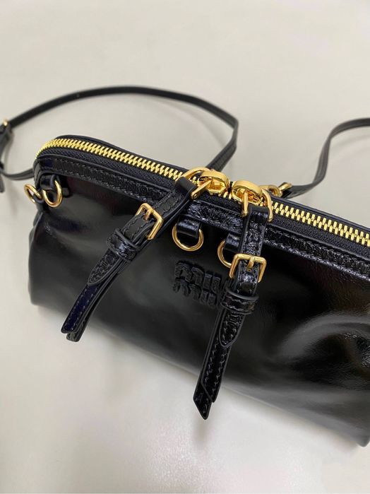 Geanta Miu Miu Pochette