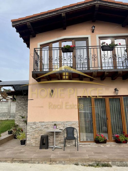 Продава се Къща в Варна, Виница - 140 кв.м за 2000 €/кв.м - Снимка #2