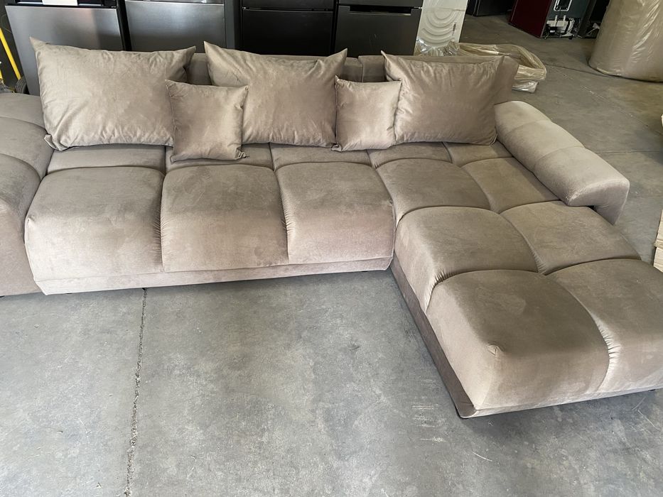 Colțar extensibil cu ladă de depozitare