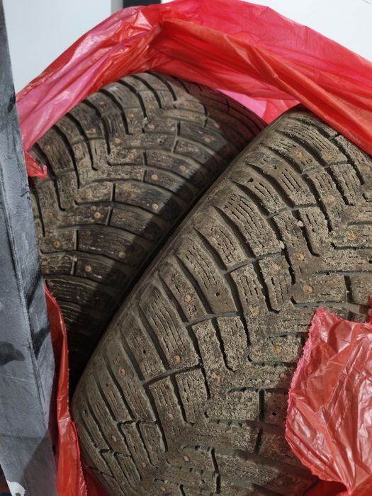 Шины зимние 225/50/17