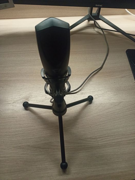 микрофон хороший