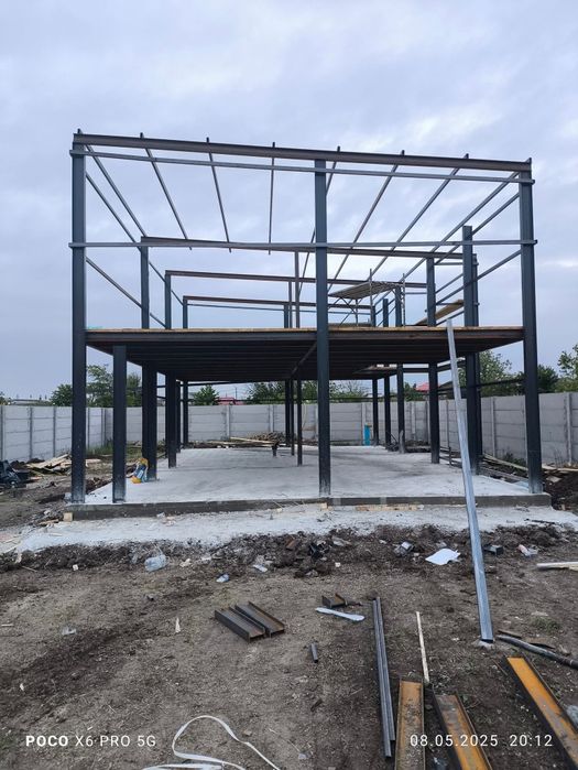 Construim case din structura metalica și panou sandwich