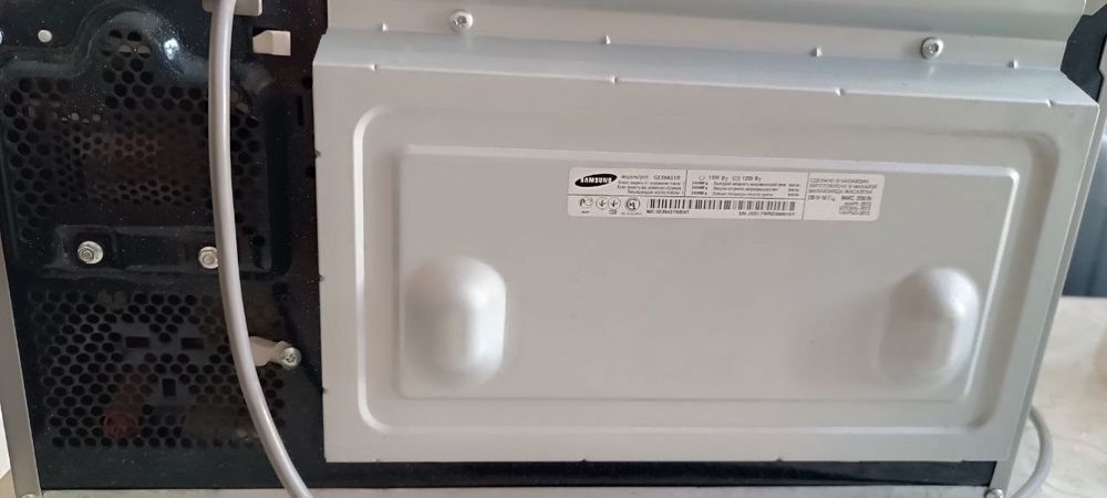 Продается микроволновка Samsung