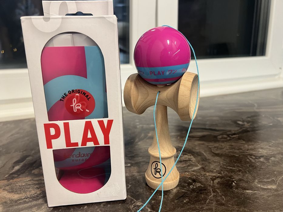 Kendama Europe play