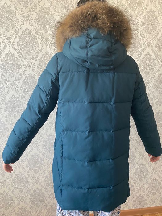 Зимний пуховик женский