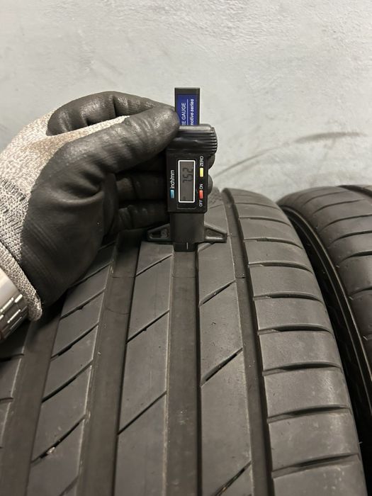 Гуми 255/45/18 KUMHO Ecsta