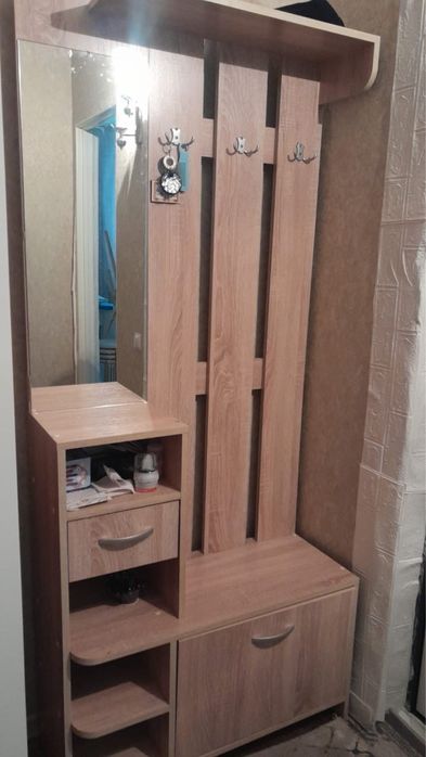 шкаф в прихожую.
