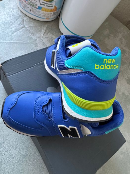 Маратонки New balance