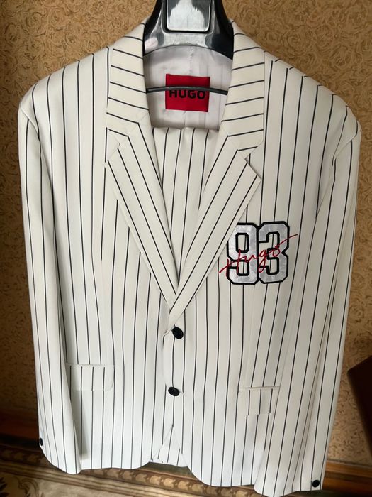 Костюм Hugo Boss