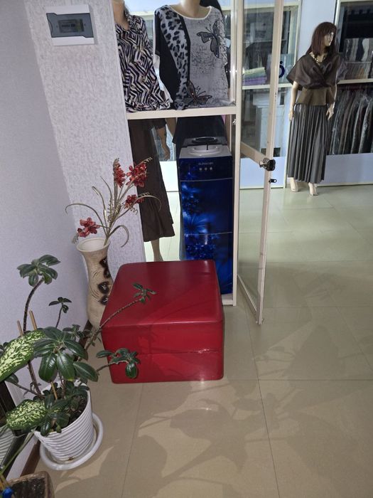 Мягкий пуфик для офиса