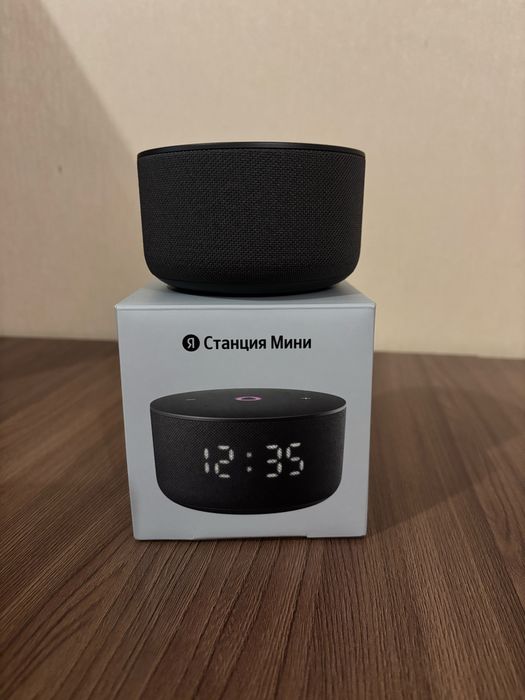 Умная колонка Яндекс