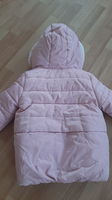Куртка зимнняя на девочку