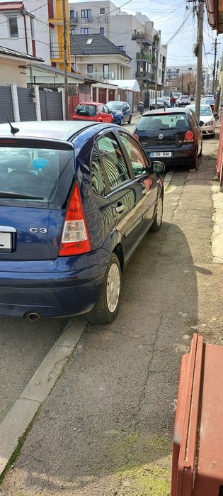 Citroien c 3 .urme de uzura varstei,in rest functional tot inclusiv ac