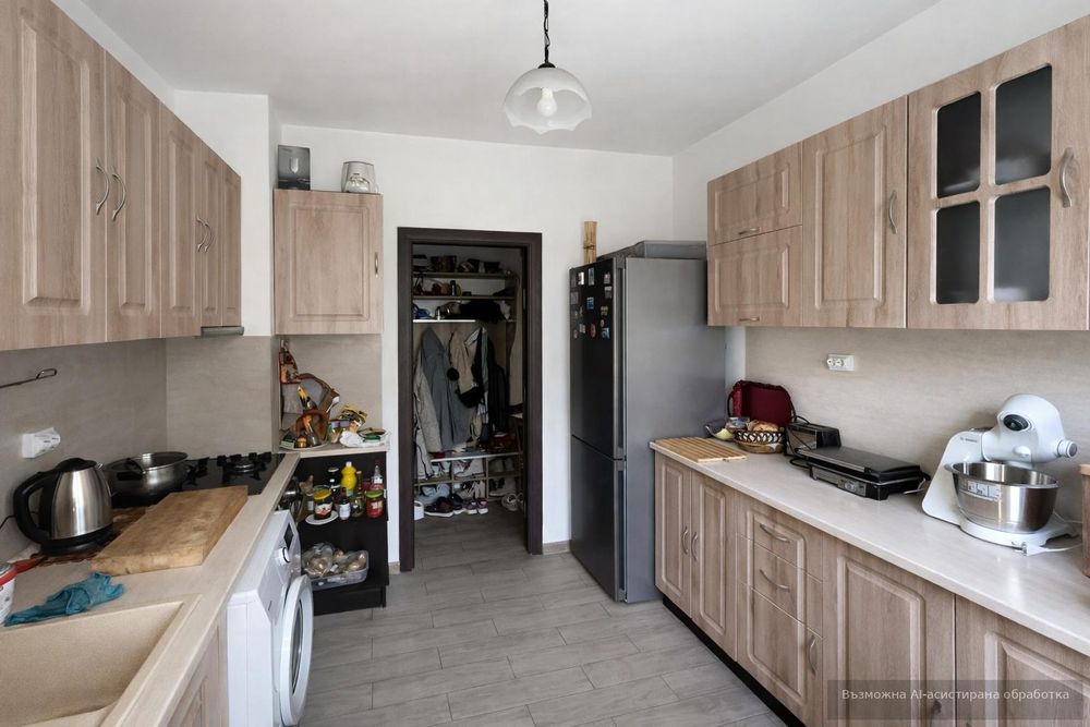 Продава се Тристаен апартамент в Пловдив, Южен - 84 кв.м за 1063 €/кв.м - Снимка #2