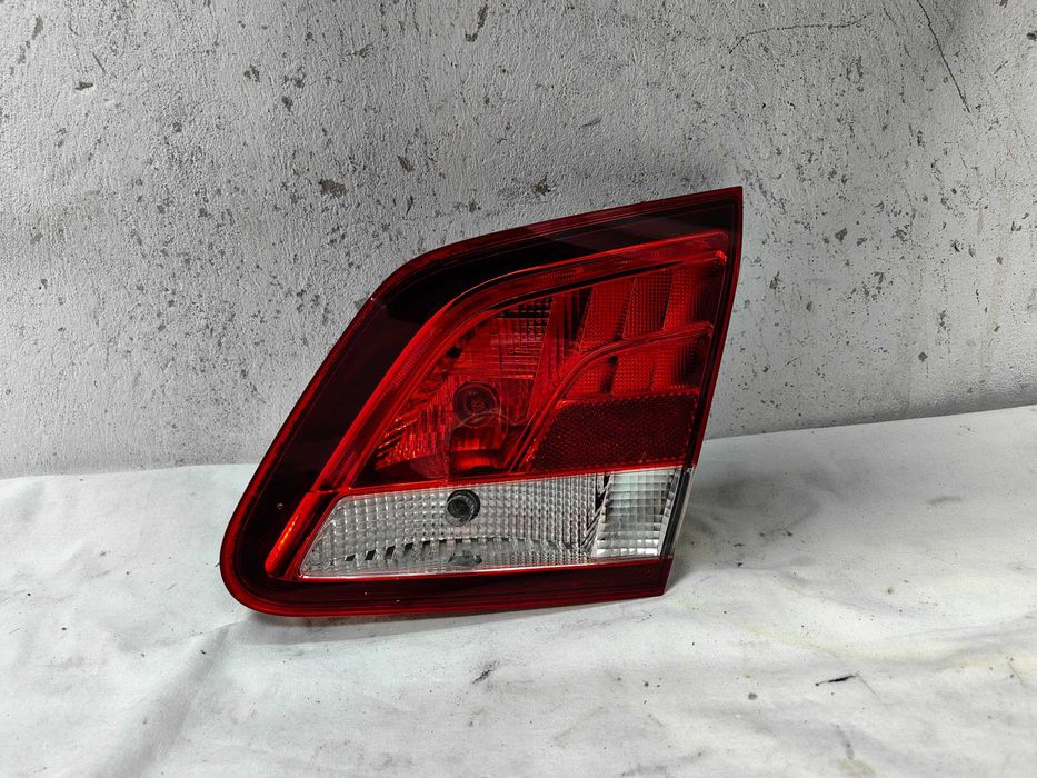 Оригинален стоп Мерцедес 246 Mercedes B 246  R