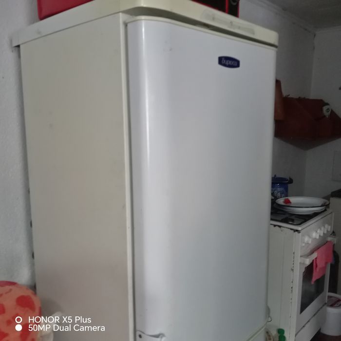 Холодильник хорошо работает