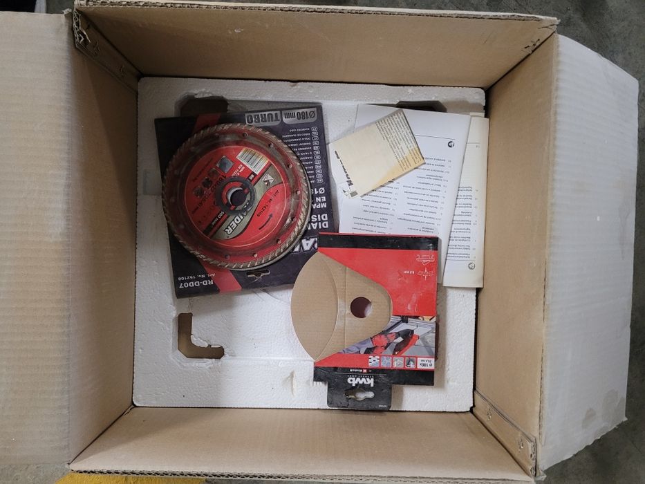 Циркуляр за плочки Einhel