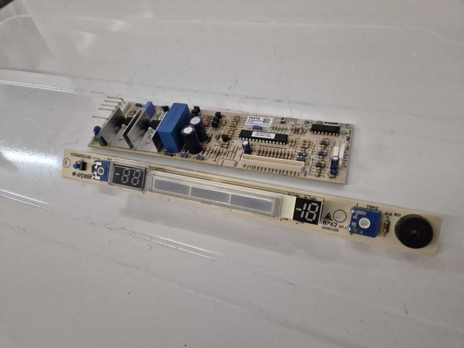 Placa electronica combina frig Teka 4308600485 cu display / R23