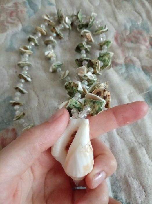 Ожерелье оберёг с ракушка и