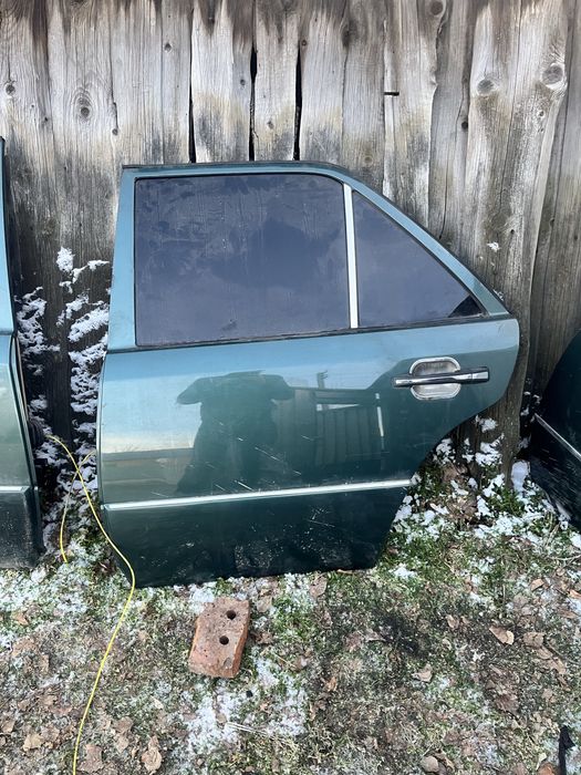 W124 мерс мерседес