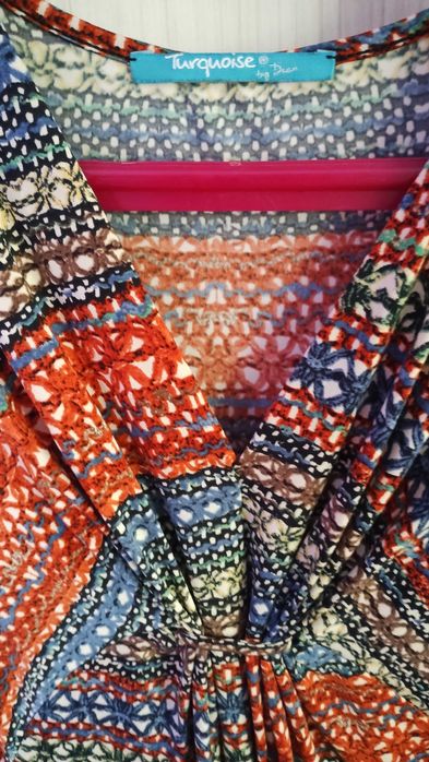 Рокля без ръкав с красиво деколте. Марка Turquoise