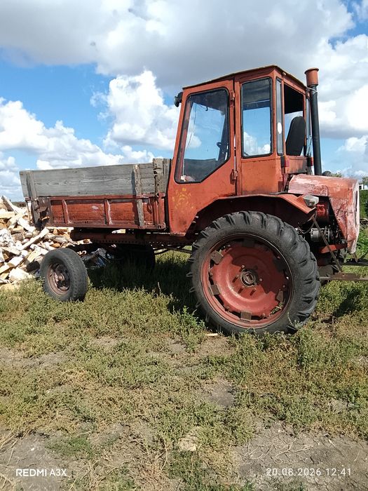 Продам трактор и телегу