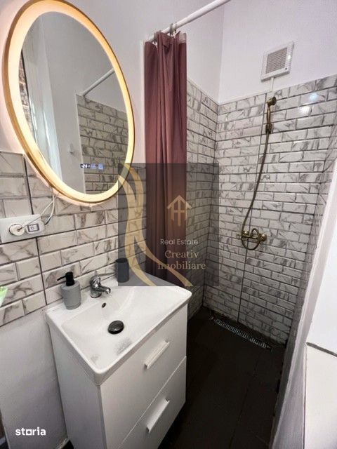 Garsoniera Studio de vanzare la Gara de nord metrou 2 minute