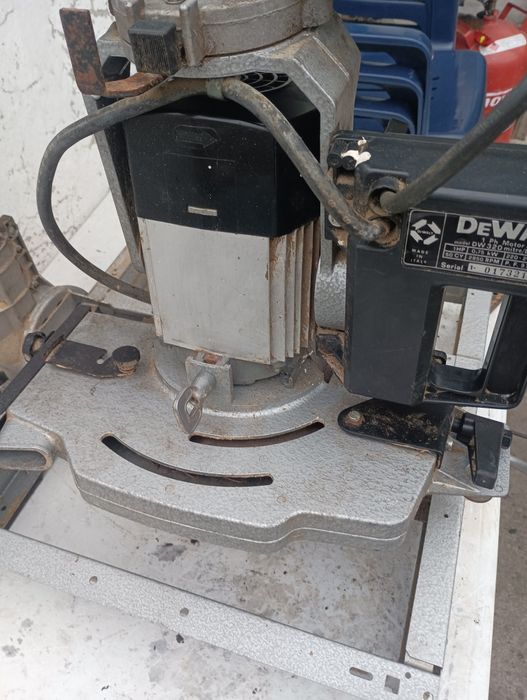 DeWalt dw320 радиален циркуляр