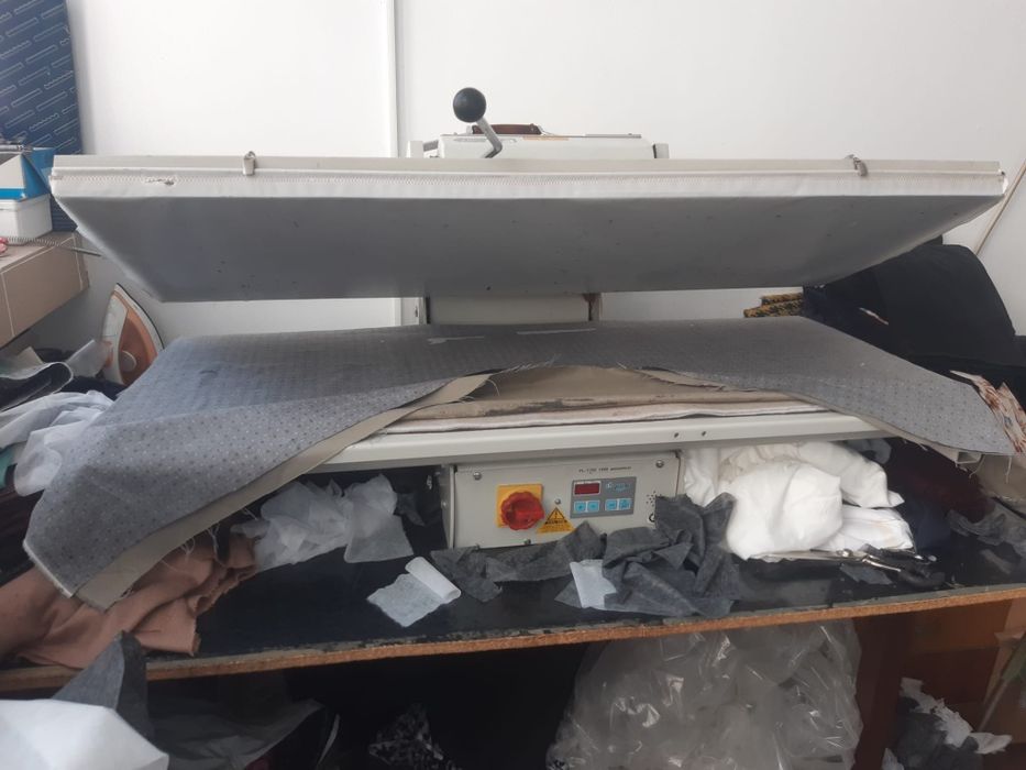 Mașini de cusut industriale