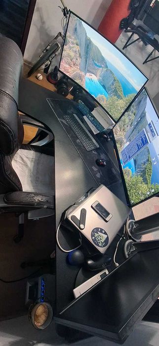 Бюро Huzaro Hero 7.7