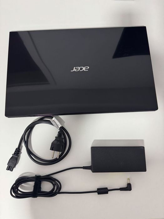 Laptop Acer Aspire V3-771G