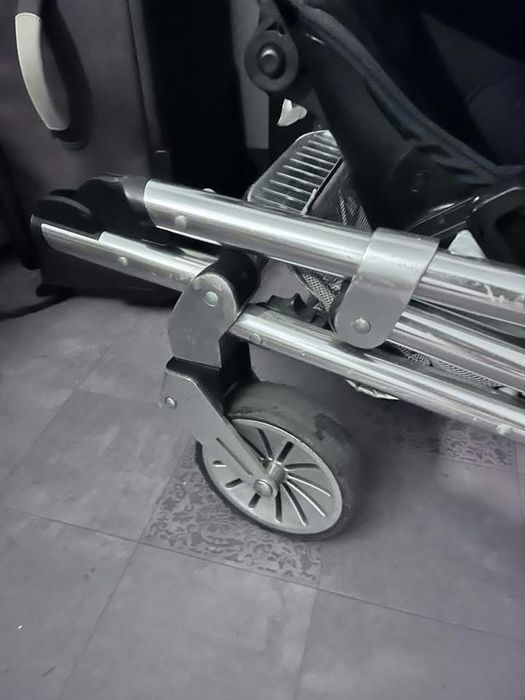 Mamas&Papas Urbo 2 aztec Navy бебешка количка