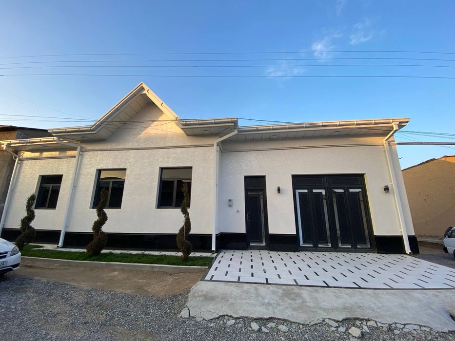 Tayor hovli sotiladi