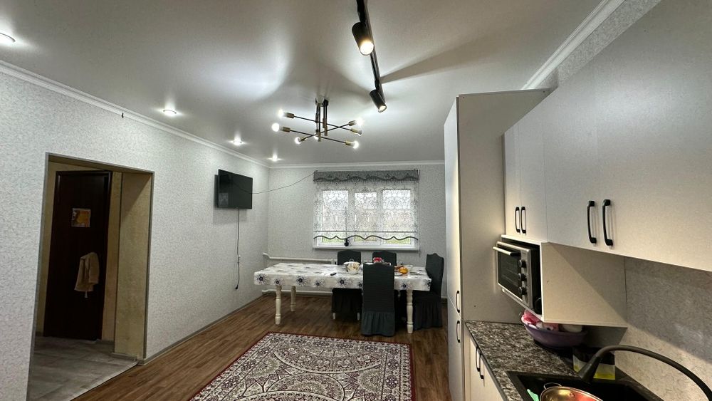 Продам уютный дом в пригороде