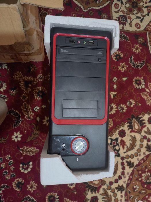 Asus kompyuter juda sifatli