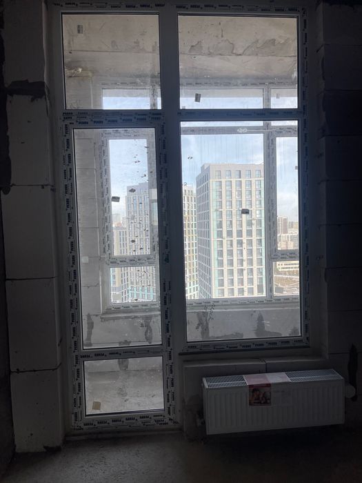 Окно с балконной дверью