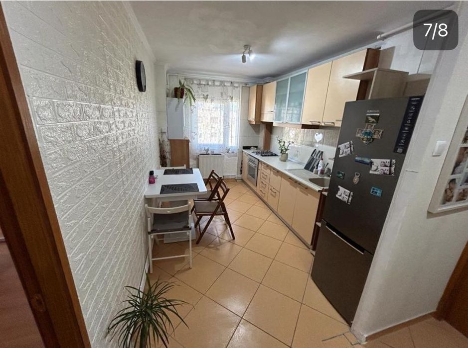 Apartament de închiriat