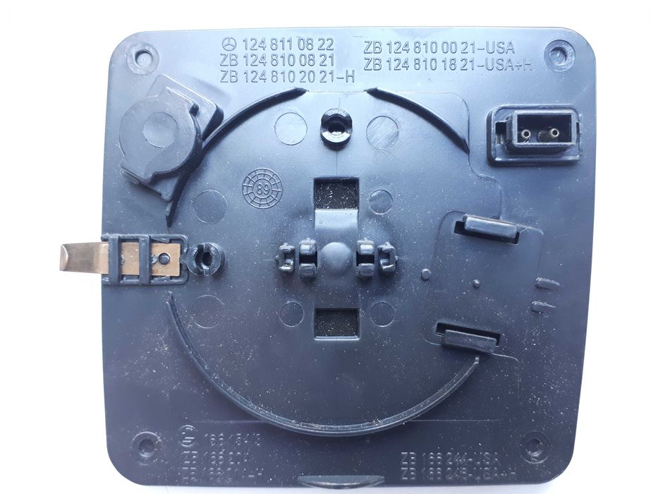 Наружные зеркала W124