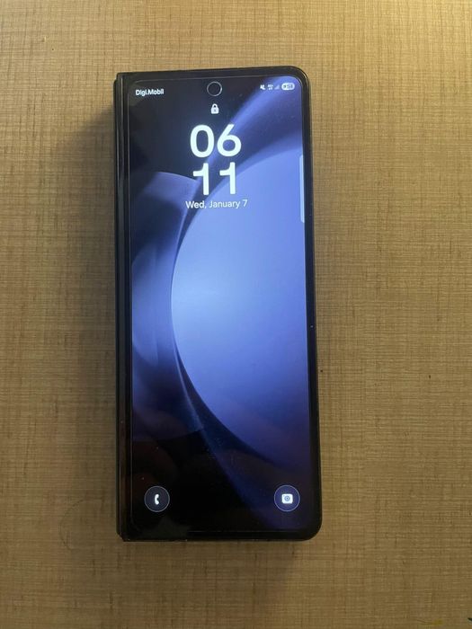 Samsung Galaxy Z Fold 5 – Funcționează perfect