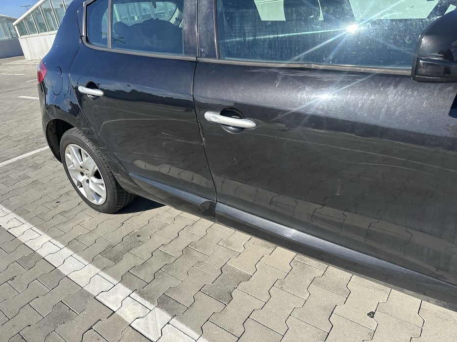 RENAULT Megane 2010 — imagine 5