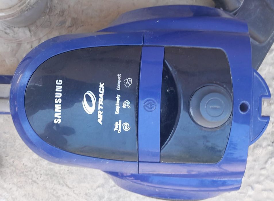 Пылесос сатылады