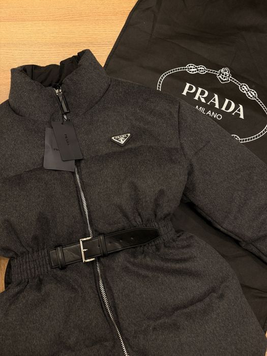 Зимняя куртка Prada