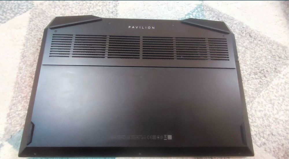 Vând laptop HP in stare bună de functionare