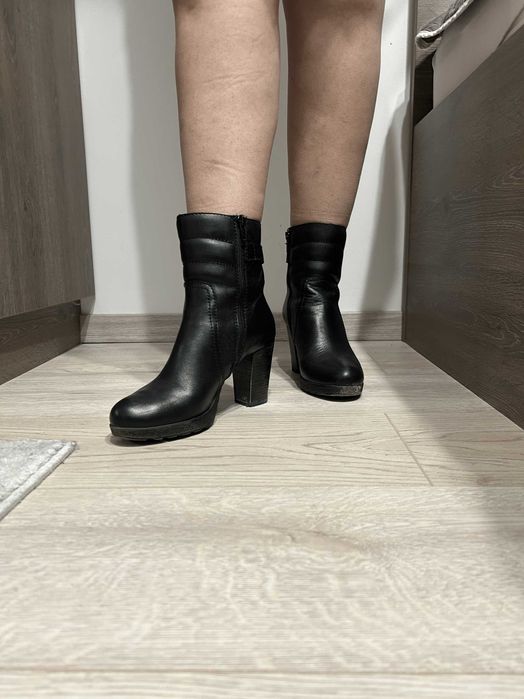 Дамски боти от естествена кожа