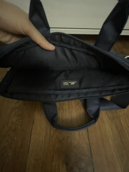 Чехол-сумка для Макбука (RivaCase)