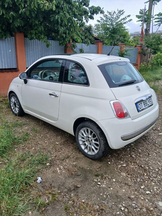 Fiat 500 anul 2010 benzina