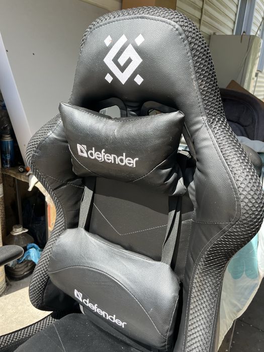 Игровое кресло Defender