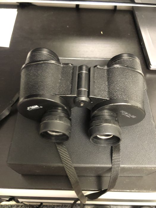 Binoclu Militar unicat  7x35 cu Reticul Gradat