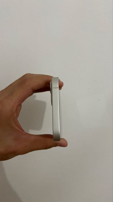 Iphone 13 white 256 gb 73%